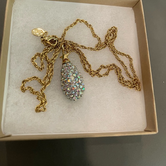 Vintage Preloved Joan Rivers egg collection excellent condition - Picture 1 of 3